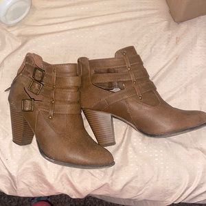 Ankle boots